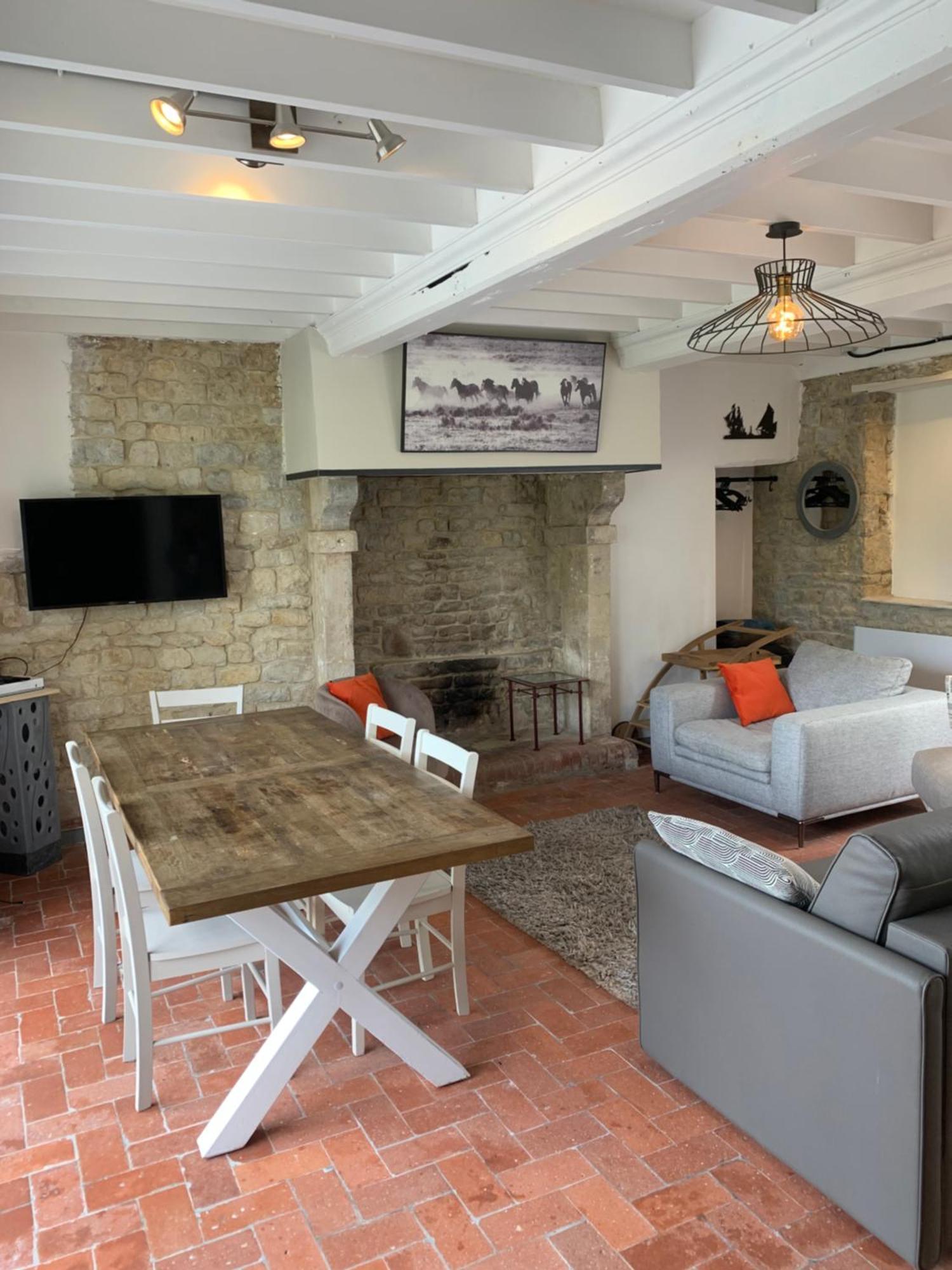Comfortable House For 6 Guests In Saint-Come-Du-Mont 빌라 외부 사진
