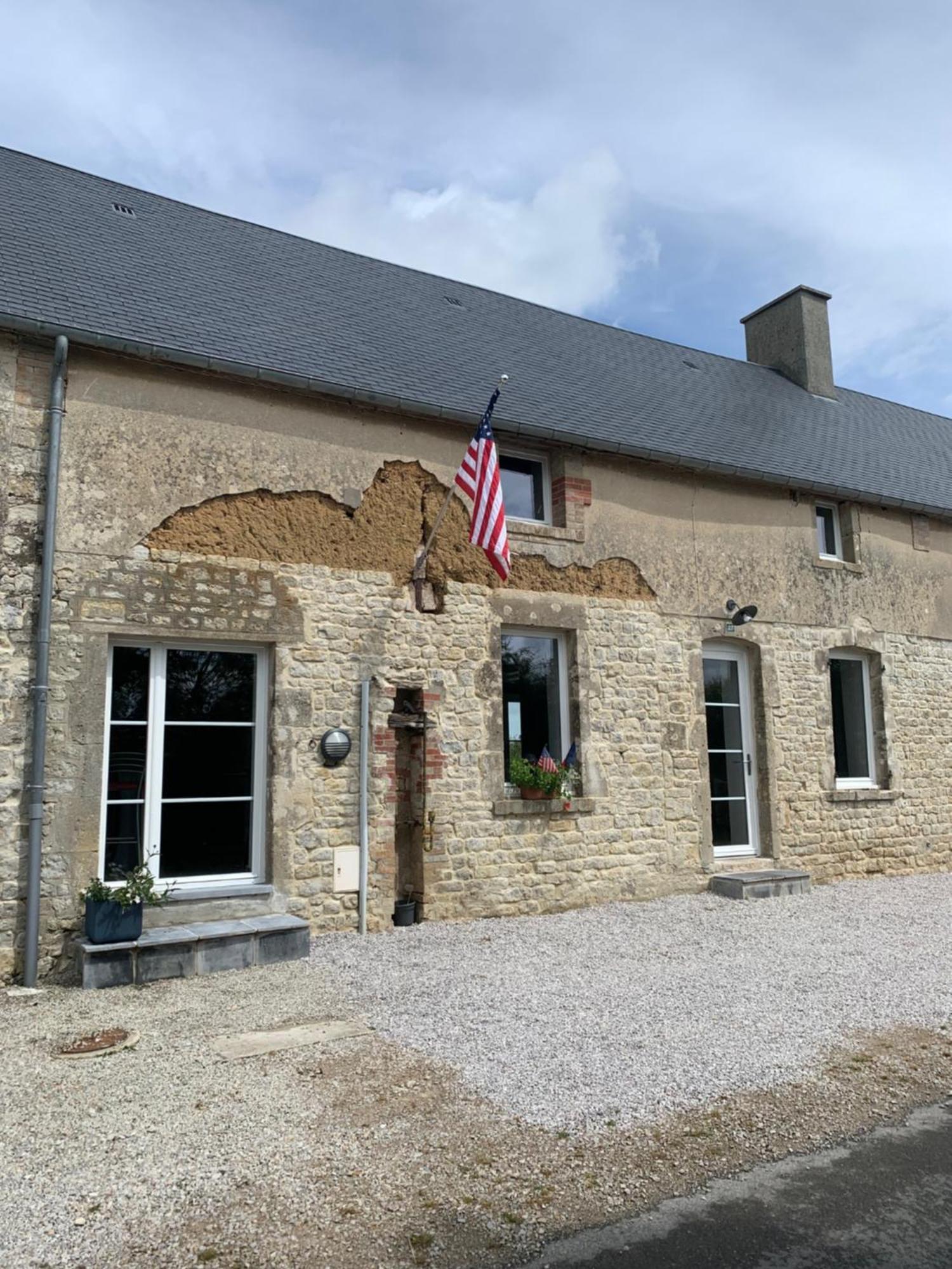 Comfortable House For 6 Guests In Saint-Come-Du-Mont 빌라 외부 사진